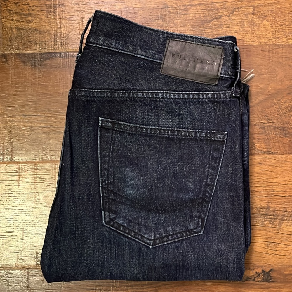 Bullhead Distressed Medium Wash Slim Jeans 33x30